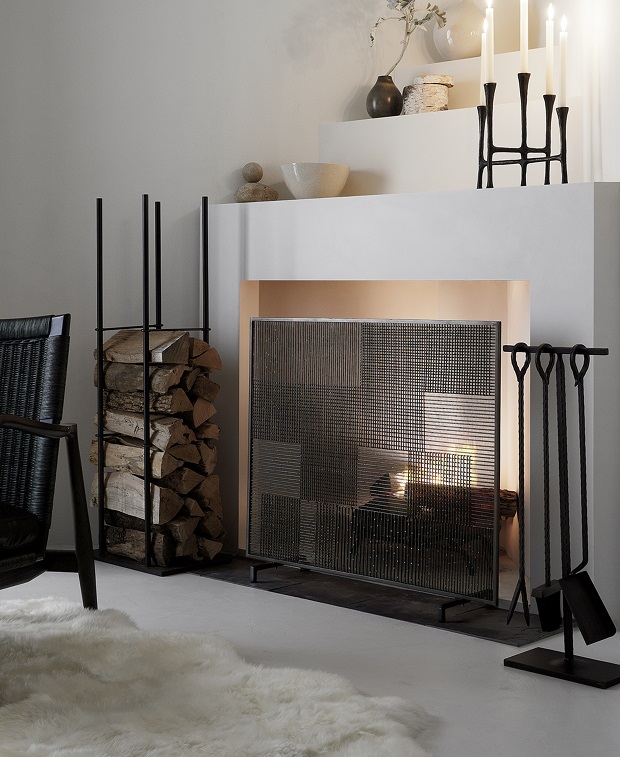 1507030512_framelogholderanselplaidfireplaceoc17.jpg