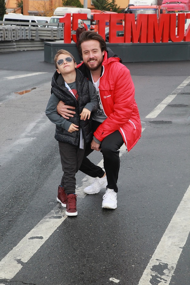 1510480293_ayd__n_poyraz_kurto__lu.jpg