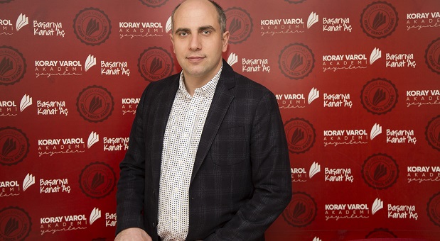 1510619271_koray_varol__2_.jpg