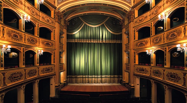 1511521566_teatru_manoel_malta.jpg