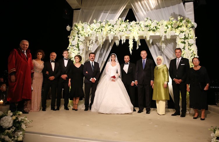 gokhan-tore-dunya-evine-girdi-cumhurbaskani-erdogan-nikah-sahitligini-yapti,.jpg