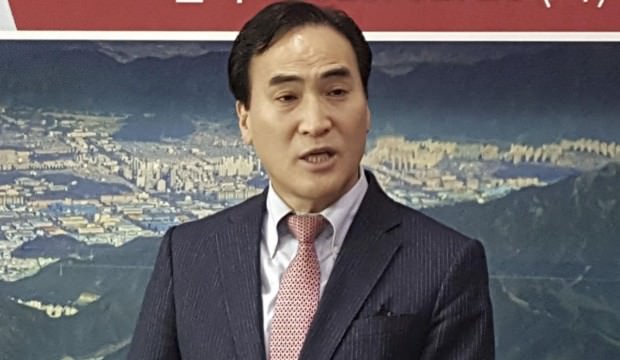 interpol-baskani-kim-jong-yang.jpg