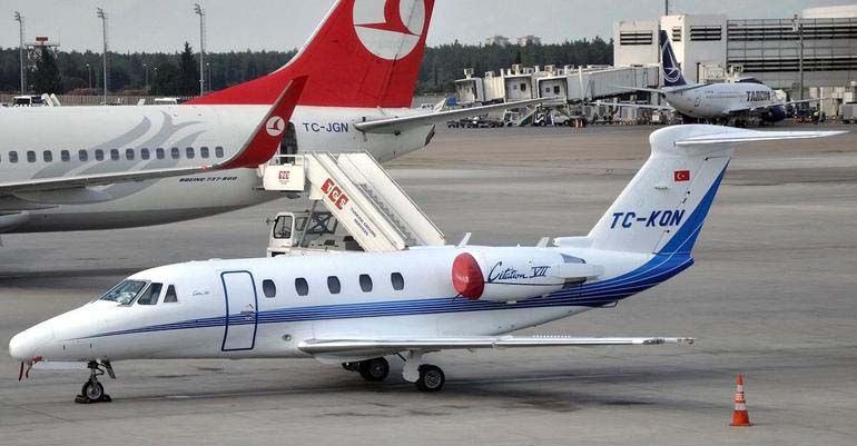jet1-001.jpg