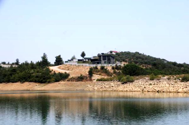 kacak-villa-siyasetcafe.jpg