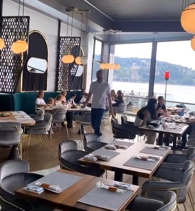 restoran-siyasetcafe-demet-akalin.jpg
